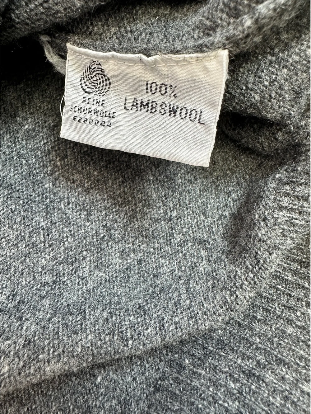 VTG Men’s Sz M Alexandre Grey Lambswool Sweater V-Neck Knit Pullover Warm Soft